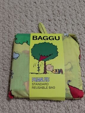 BAGGU Peanuts Reusable Tote in Yellow with Green & Red Accents